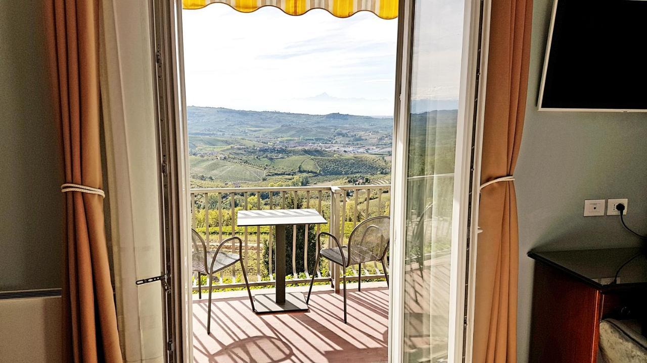 Villa Bellavista Alba, B&B Extérieur photo